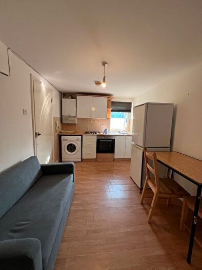 1 Bedroom Flat To Rent In Stanway Street, London, N1