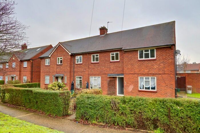 2 Bedroom Maisonette To Rent In Long Lane, Hillingdon UB10