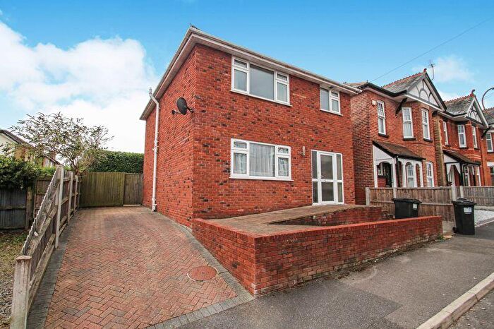 4 Bedroom Detached House To Rent In Bishop Road, Bournemouth, BH9