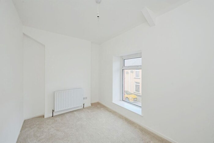 3 Bedroom Terraced House For Sale In John Street, Resolven, Neath, SA11