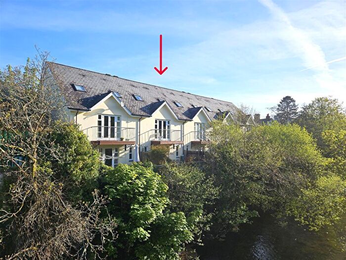 3 Bedroom Town House For Sale In Vigo Mews, Tavistock, PL19