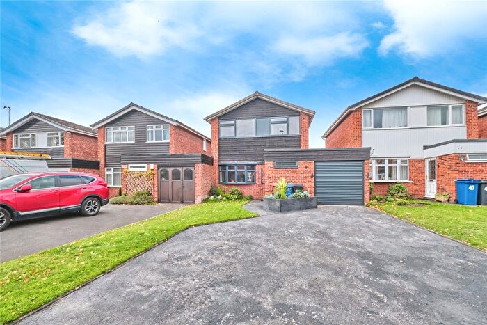 3 Bedroom Link Detached House For Sale In Wheel Lane, Lichfield, Staffordshire, WS13
