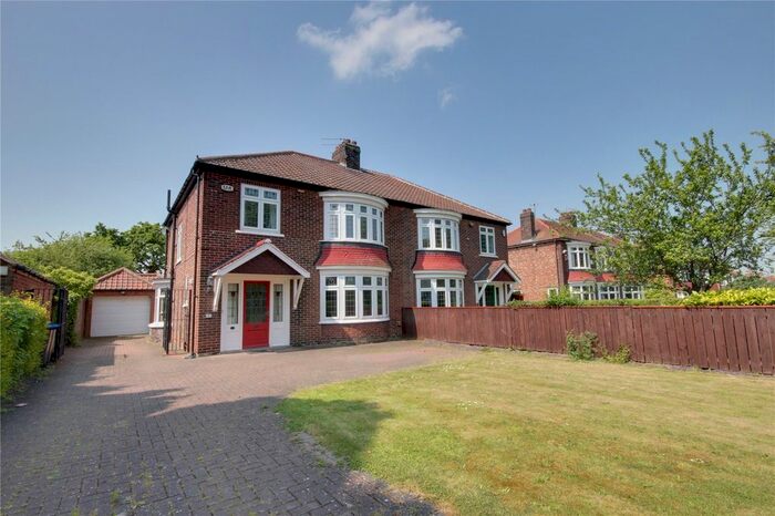 3 Bedroom Semi-Detached House To Rent In Marton Road, Middlesbrough, TS4