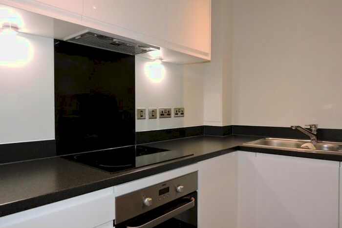 1 Bedroom Flat To Rent In Guardian Avenue, London, NW9