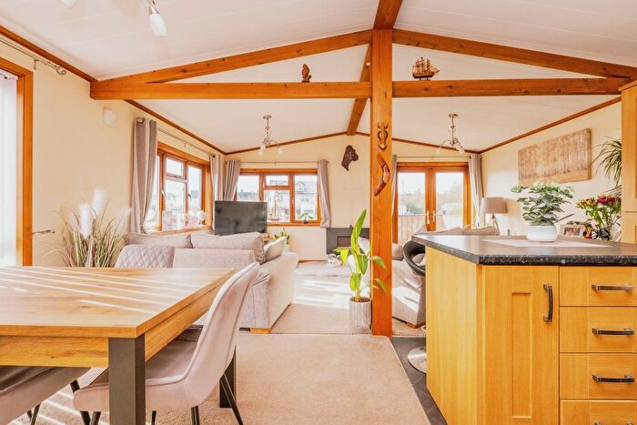 2 Bedroom Bungalow For Sale In Riverside Park, Upper Beeding, West Sussex, BN44