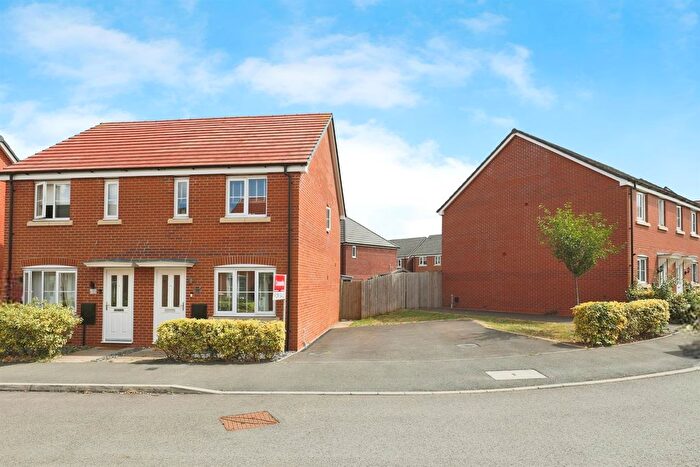 2 Bedroom Semi-Detached House For Sale In Delany Avenue, Wellesbourne, Warwick, CV35