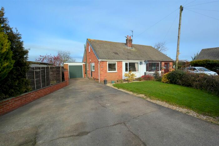 3 Bedroom Semi-Detached Bungalow To Rent In Anson Grove, Cawood, Selby, YO8