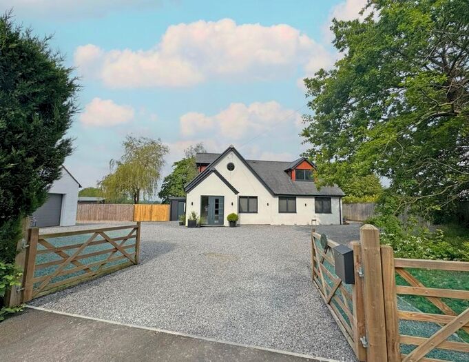 3 Bedroom Detached House For Sale In High Street, West Lydford, Somerton, TA11
