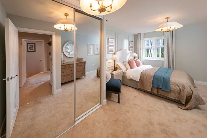 1 Bedroom Flat To Rent In Haslemere Road, Liphook, GU30