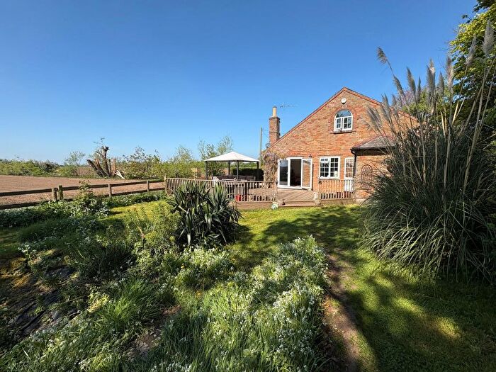3 Bedroom Link Detached House For Sale In Brookland, Romney Marsh, TN29