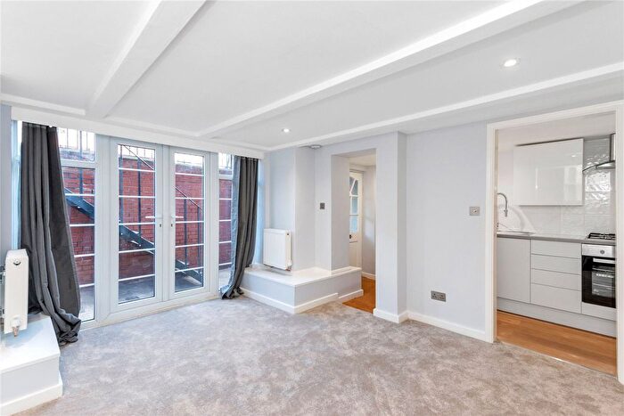 1 Bedroom Flat To Rent In New Kings Road, London, SW6