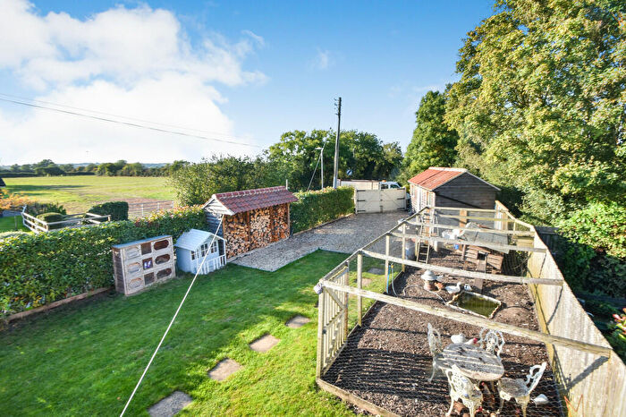 3 Bedroom Cottage For Sale In Main Street, Hickling, LE14
