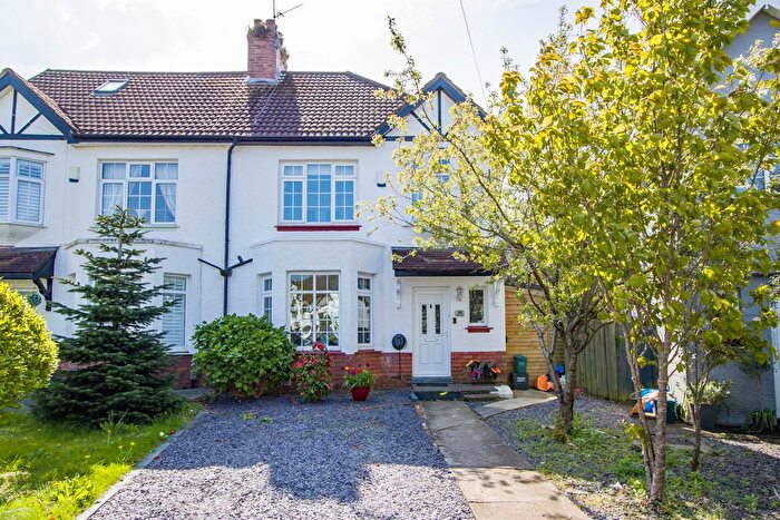 3 Bedroom Semi Detached House For Sale In Coleridge Avenue, Penarth, CF64
