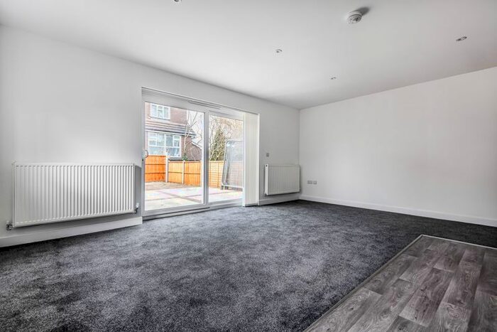 2 Bedroom Flat To Rent In Stafford Road, Wallington, SM6