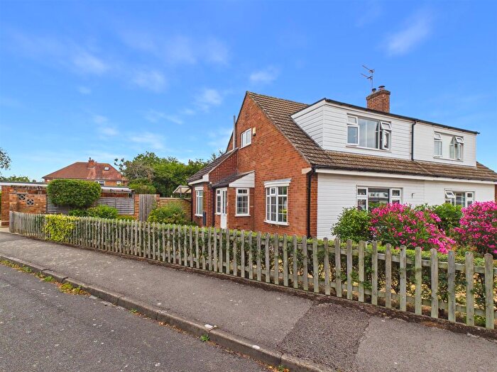 3 Bedroom Semi Detached House For Sale In Crescentdale, Longford, Gloucester, GL2