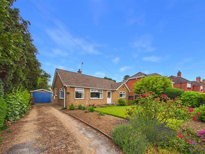 2 Bedroom Detached Bungalow For Sale In Howden Croft Hill, Ellerker, HU15