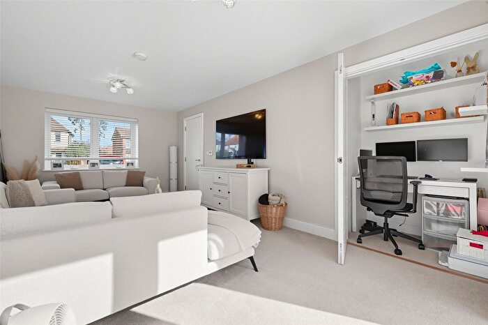 4 Bedroom Detached House For Sale In Turbot Drive, Great Wakering, Southend-On-Sea, Essex, SS3