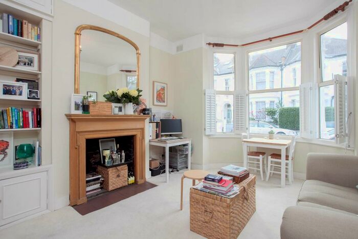 1 Bedroom Flat To Rent In Balham, London, SW12