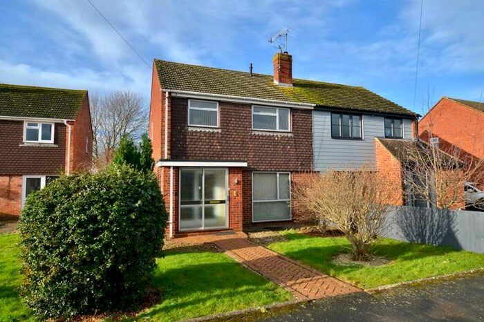 3 Bedroom Semi-Detached House For Sale In Willersey Road, Badsey, Evesham, WR11