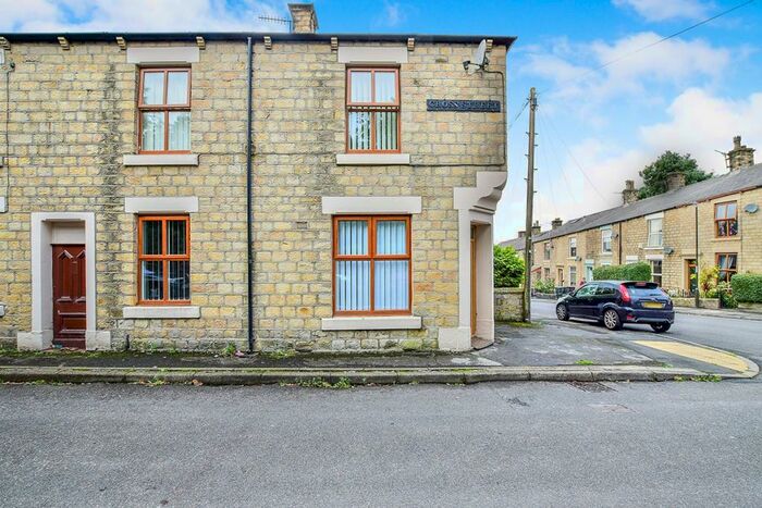 2 Bedroom Terraced House To Rent In Cross Street, Hadfield, Glossop, Derbyshire, SK13