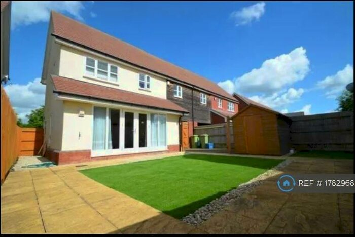 3 Bedroom Semi-Detached House To Rent In Far Holme, Middleton, Milton Keynes, MK10