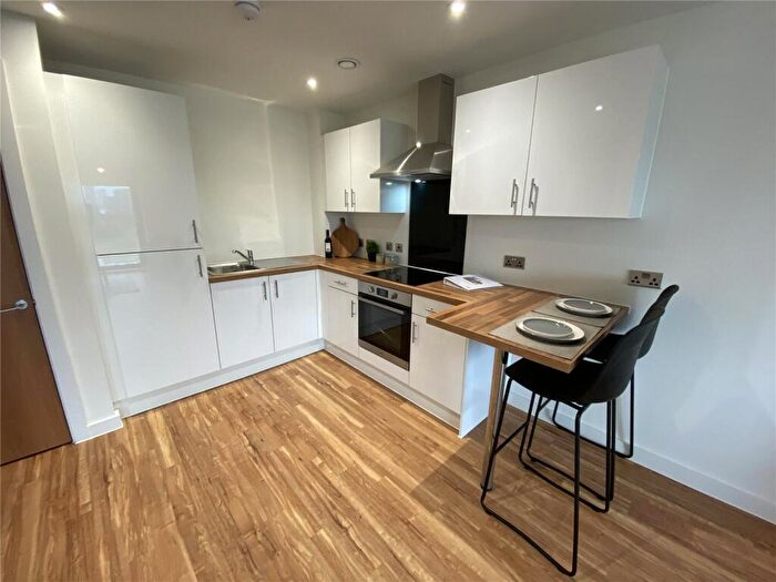 1 Bedroom Flat To Rent In Manchester Waters, Pomona Strand, Old Trafford, M16