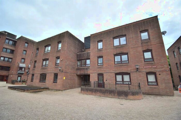 3 Bedroom Flat To Rent In Maverdine Court, Gloucester, GL1