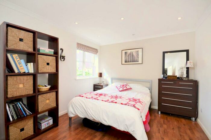 1 Bedroom Flat To Rent In Vicars Bridge Close, Alperton, Wembley, HA0