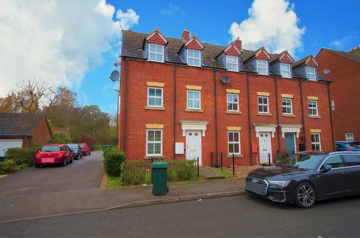 4 Bedroom End Of Terrace House To Rent In Beanfield Avenue, Coventry, CV3