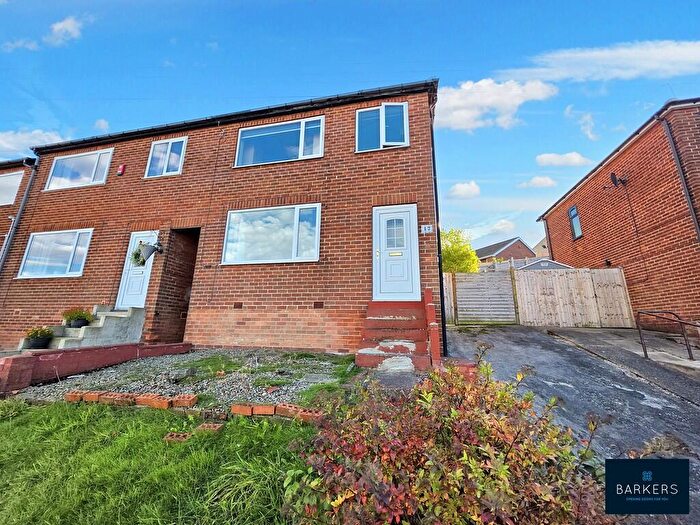 3 Bedroom Semi-Detached House To Rent In Craven Close, Gomersal, Cleckheaton, BD19