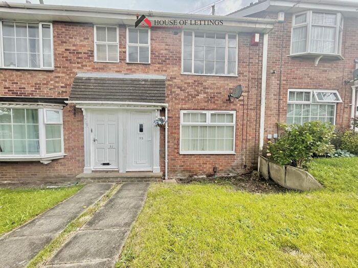 2 Bedroom Flat To Rent In Abbeydale Mount, Leeds, LS5