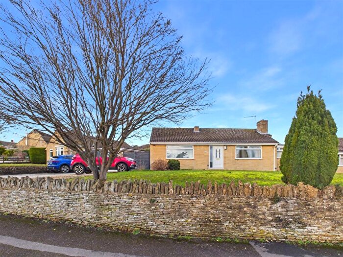 3 Bedroom Bungalow For Sale In Shepherds Croft, Stroud, Gloucestershire, GL5