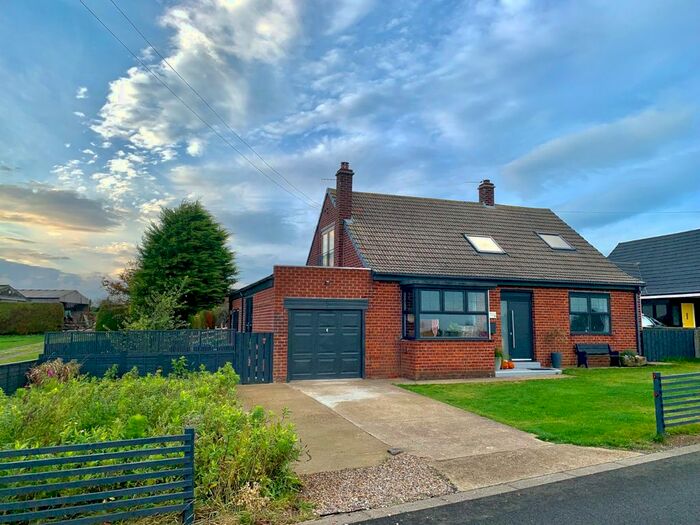 5 Bedroom Bungalow For Sale In High Stanghow, Lingdale, Saltburn-By-The-Sea, North Yorkshire, TS12
