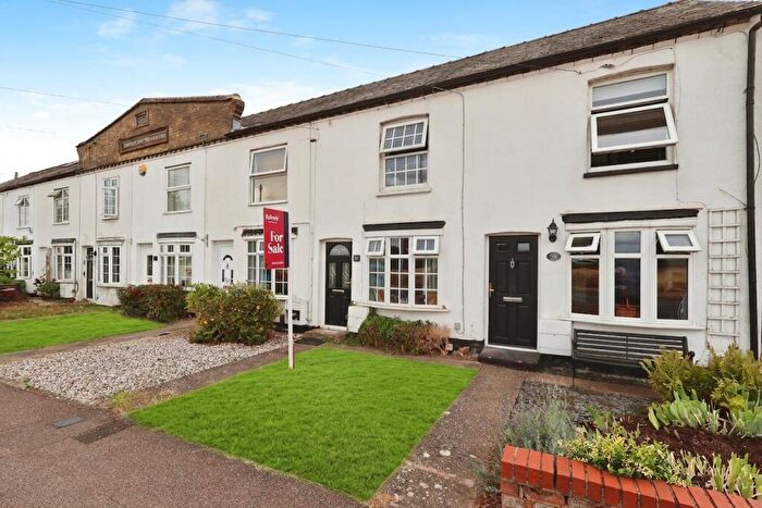 2 Bedroom Cottage For Sale In Clothall Road, Baldock, SG7