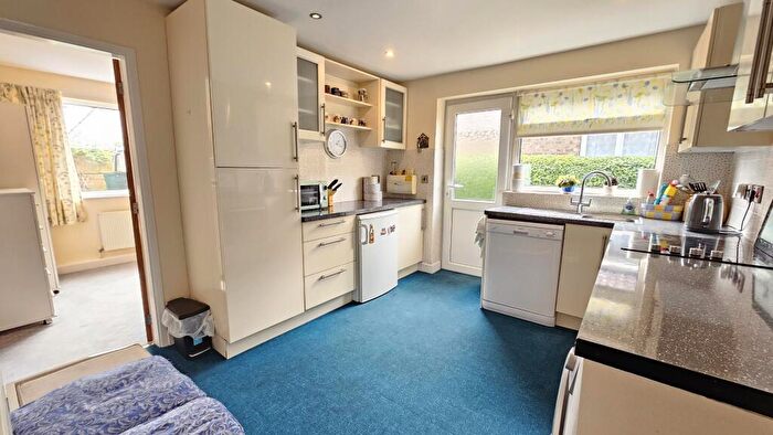 3 Bedroom Detached Bungalow For Sale In Ripon Drive, Sleaford, NG34