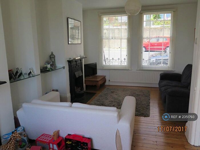 2 Bedroom Terraced House To Rent In Kingsley Road, Brighton, BN1