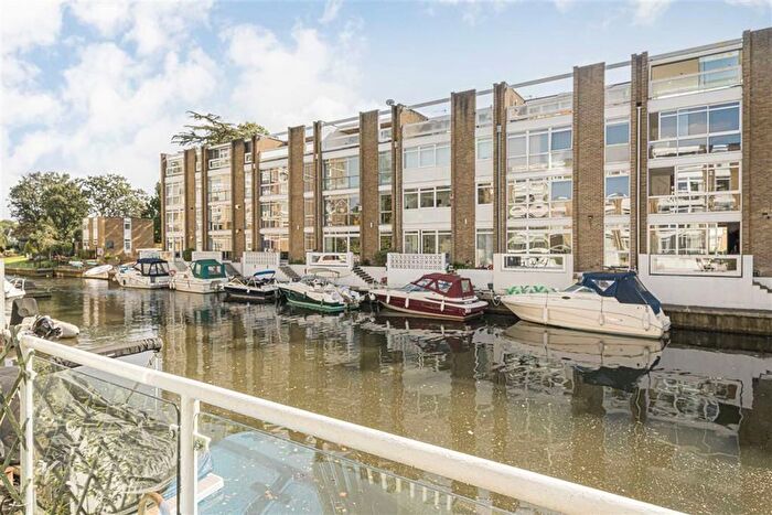 4 Bedroom Property To Rent In Fairways, Teddington, TW11