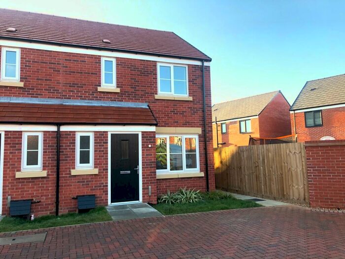 3 Bedroom End Of Terrace House To Rent In Fairhaven, Hampton Hargate, PE7