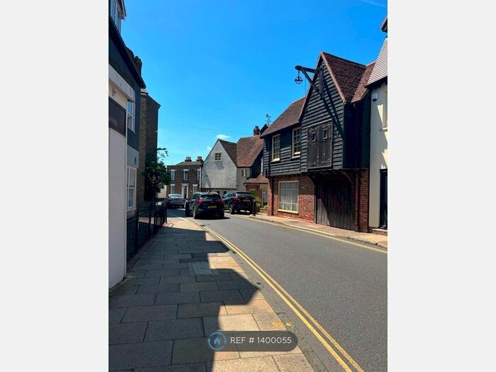 1 Bedroom Flat To Rent In East Street, Rochford, SS4