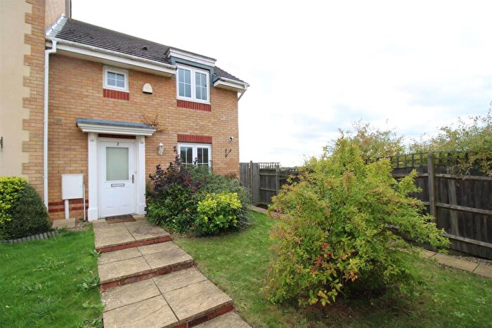 3 Bedroom End Of Terrace House To Rent In Chepstow Road, Corby, NN18