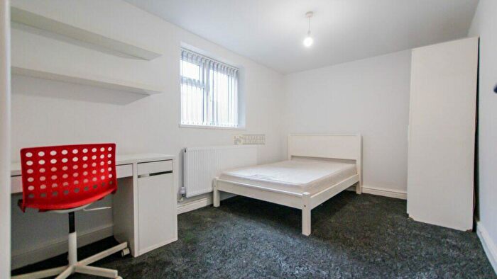 5 Bedroom Terraced House To Rent In Bournbrook Road, Selly Oak, Birmingham, B29