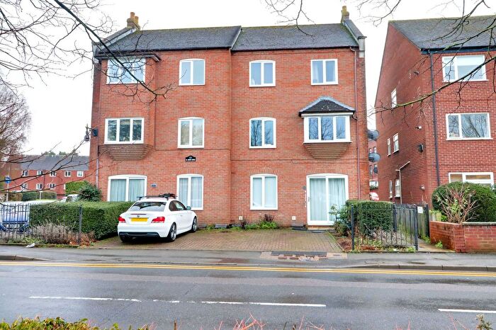 1 Bedroom Flat To Rent In St Chads Court, Lichfield, WS13