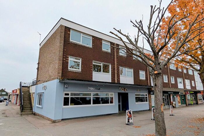3 Bedroom Apartment For Sale In North Road, Clacton-on-Sea, CO15