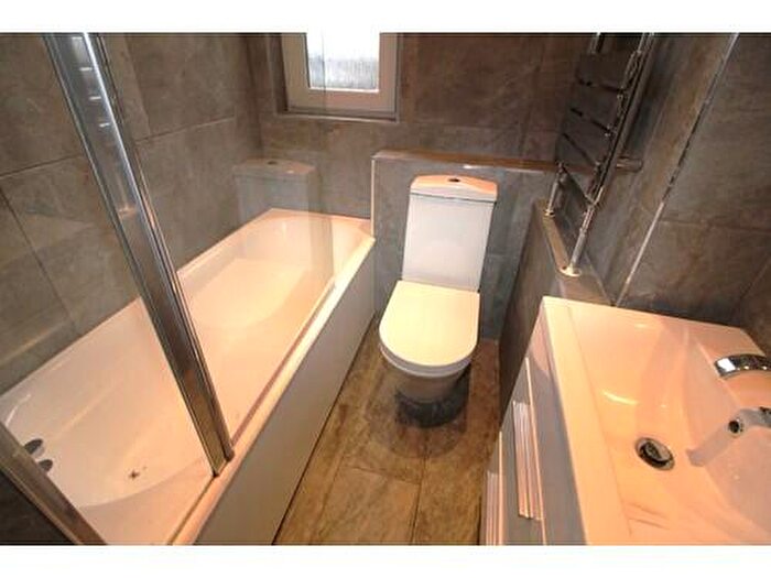 4 Bedroom Villa To Rent In Almondside, Kirkliston, EH29
