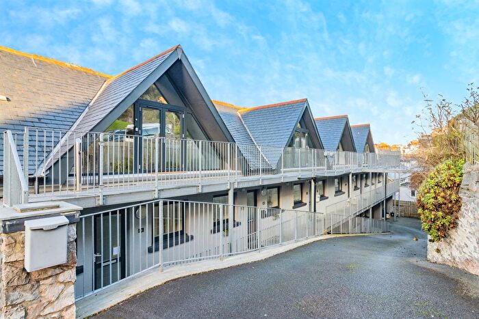 2 Bedroom Flat For Sale In Windmill Hill, Brixham, TQ5