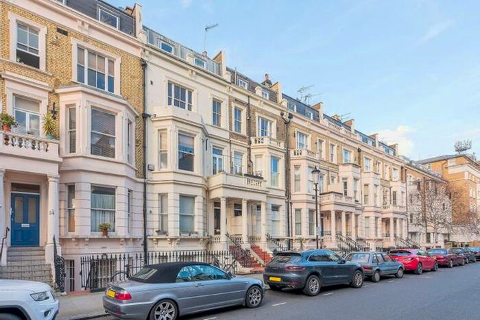 2 Bedroom Flat To Rent In Longridge Road, Earls Court, London, SW5