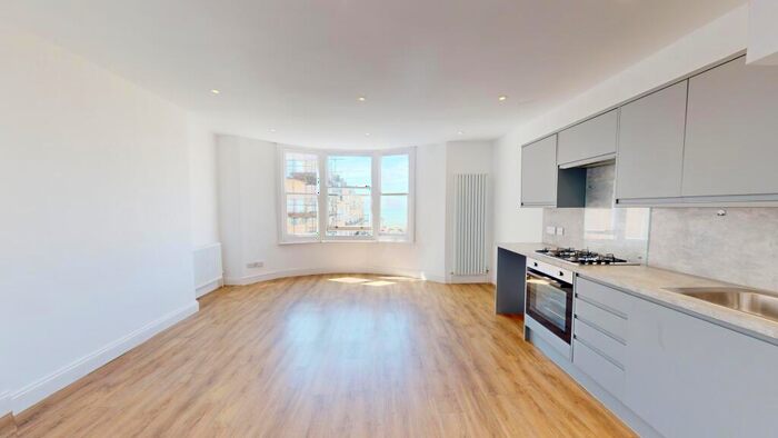 1 Bedroom Flat To Rent In Bedford Square, Brighton, BN1