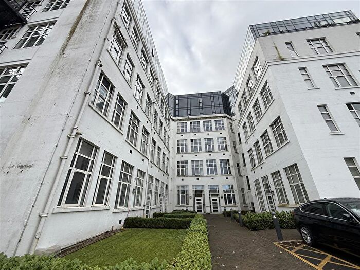 1 Bedroom Flat For Sale In Dock Office, Salford Quays, M50