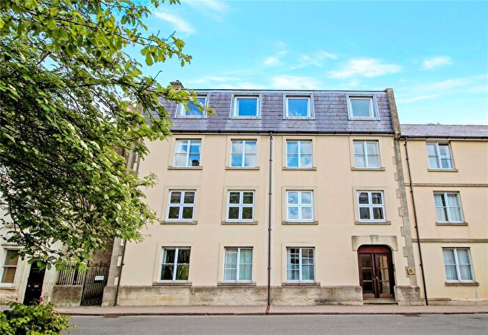 2 Bedroom Apartment To Rent In Mullings Court, Cirencester, GL7
