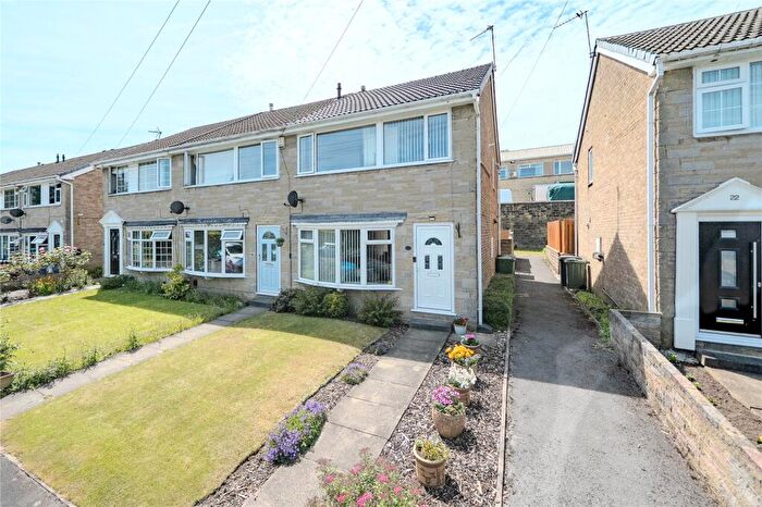 3 Bedroom End Of Terrace House For Sale In Hillside View, Pudsey, West Yorkshire, LS28